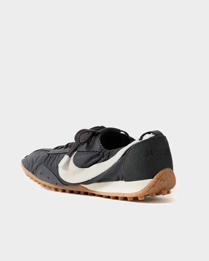 Jacquemus x Nike Moon (Unisex)