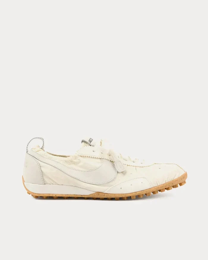 Jacquemus x Nike Moon (Unisex)